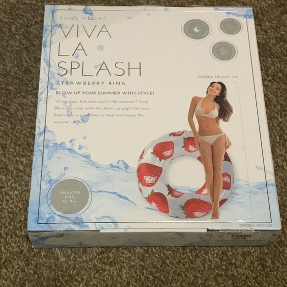 Viva La Splash Strawberry Floatation Ring NIB 42” Diameter - Picture 2 of 3